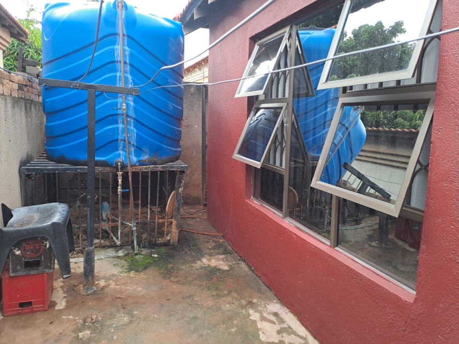 To Let 3 Bedroom Property for Rent in Geelhoutpark North West